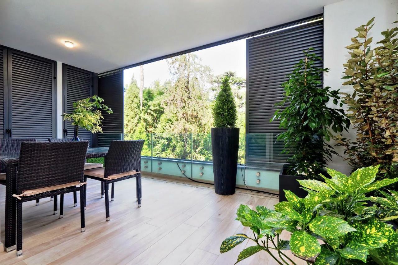 Green Terraced Apartment. 3 Stops From Colosseum Buitenkant foto