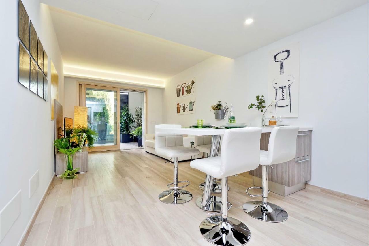 Green Terraced Apartment. 3 Stops From Colosseum Buitenkant foto