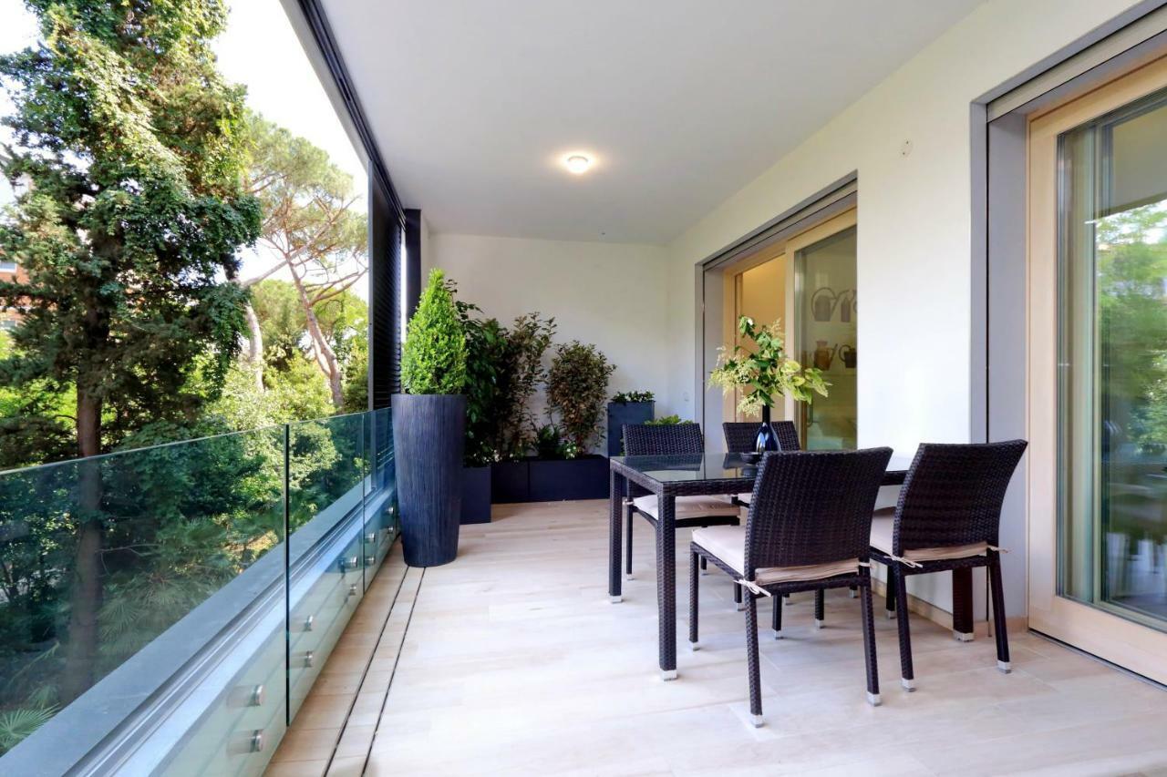 Green Terraced Apartment. 3 Stops From Colosseum Buitenkant foto