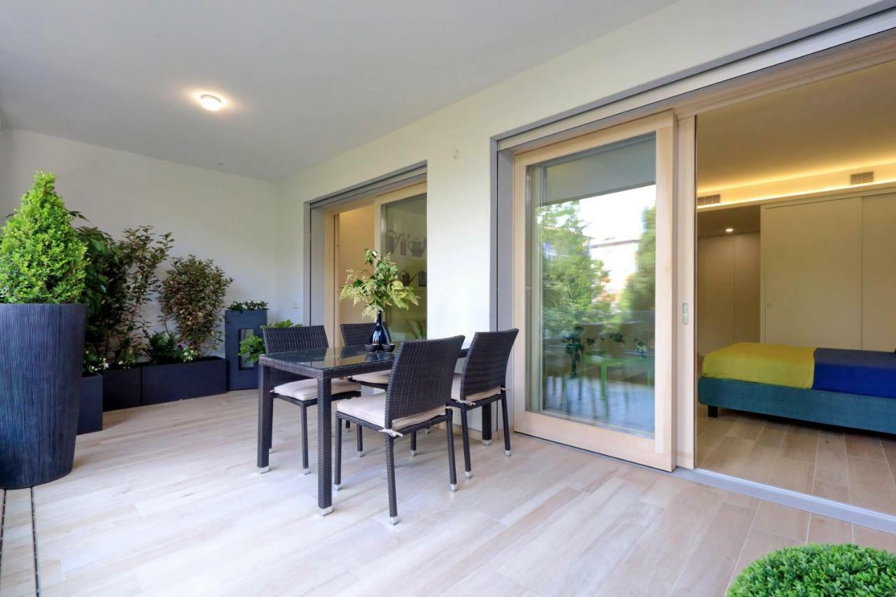 Green Terraced Apartment. 3 Stops From Colosseum Buitenkant foto