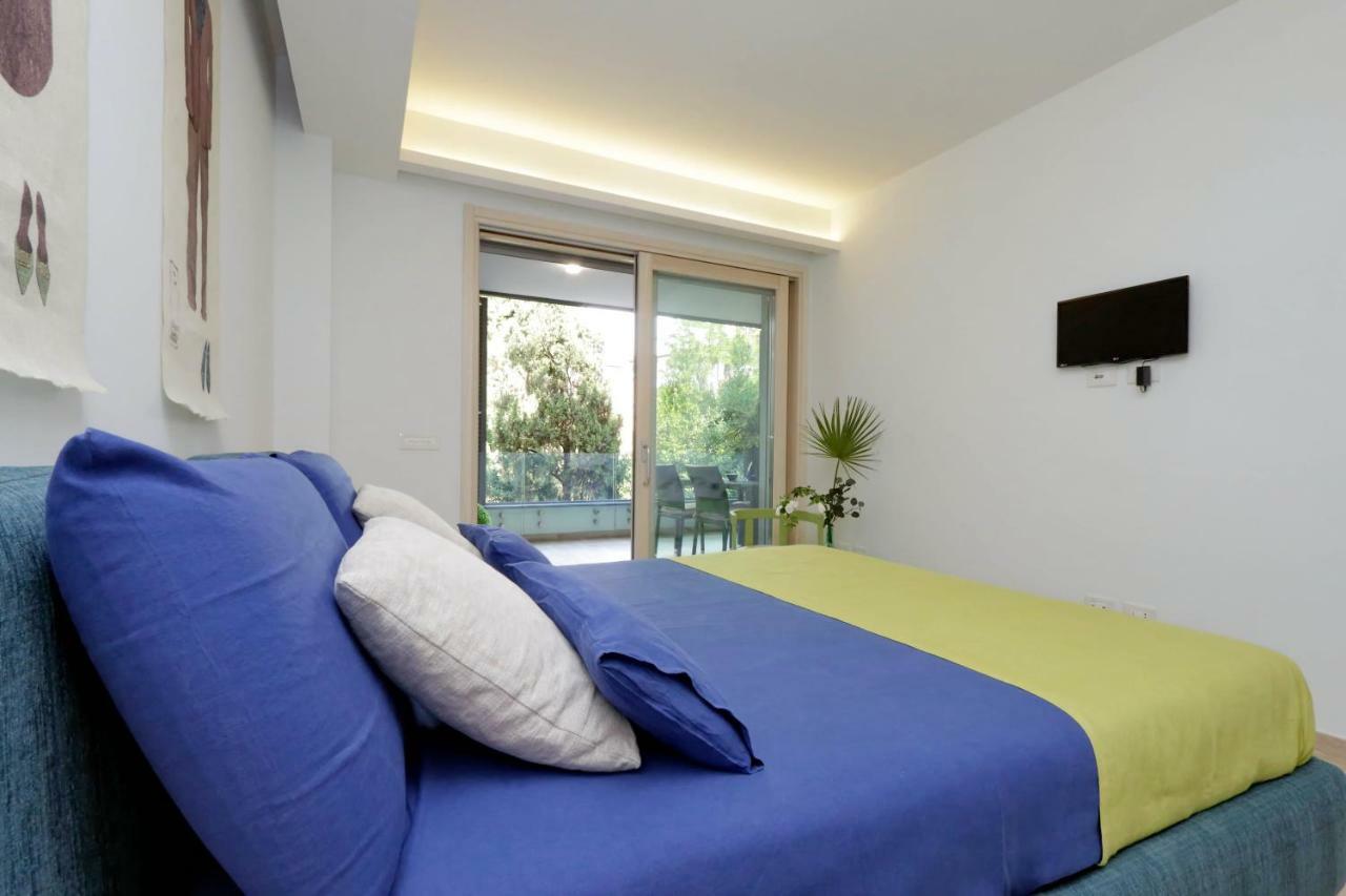 Green Terraced Apartment. 3 Stops From Colosseum Buitenkant foto
